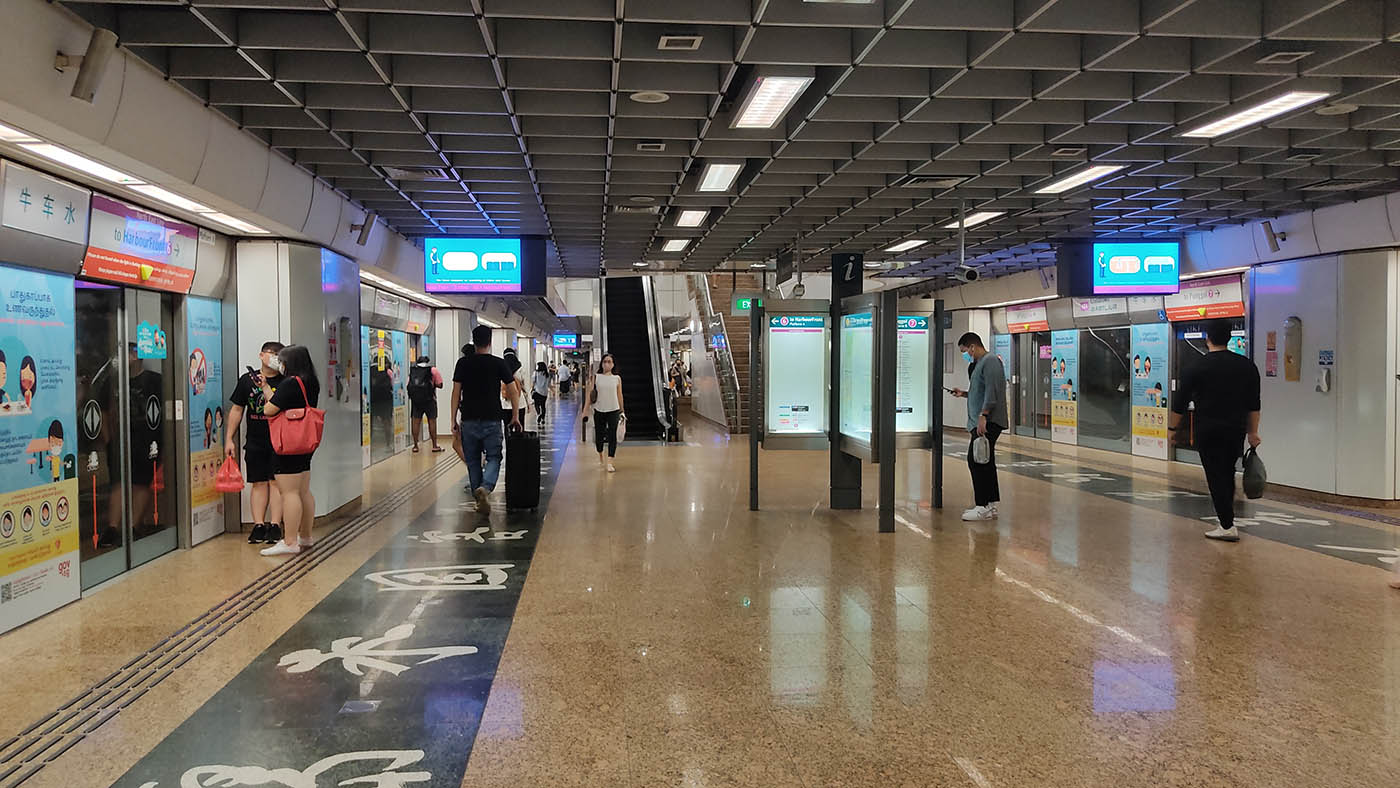 Chinatown MRT Station - - NE4 Platforms