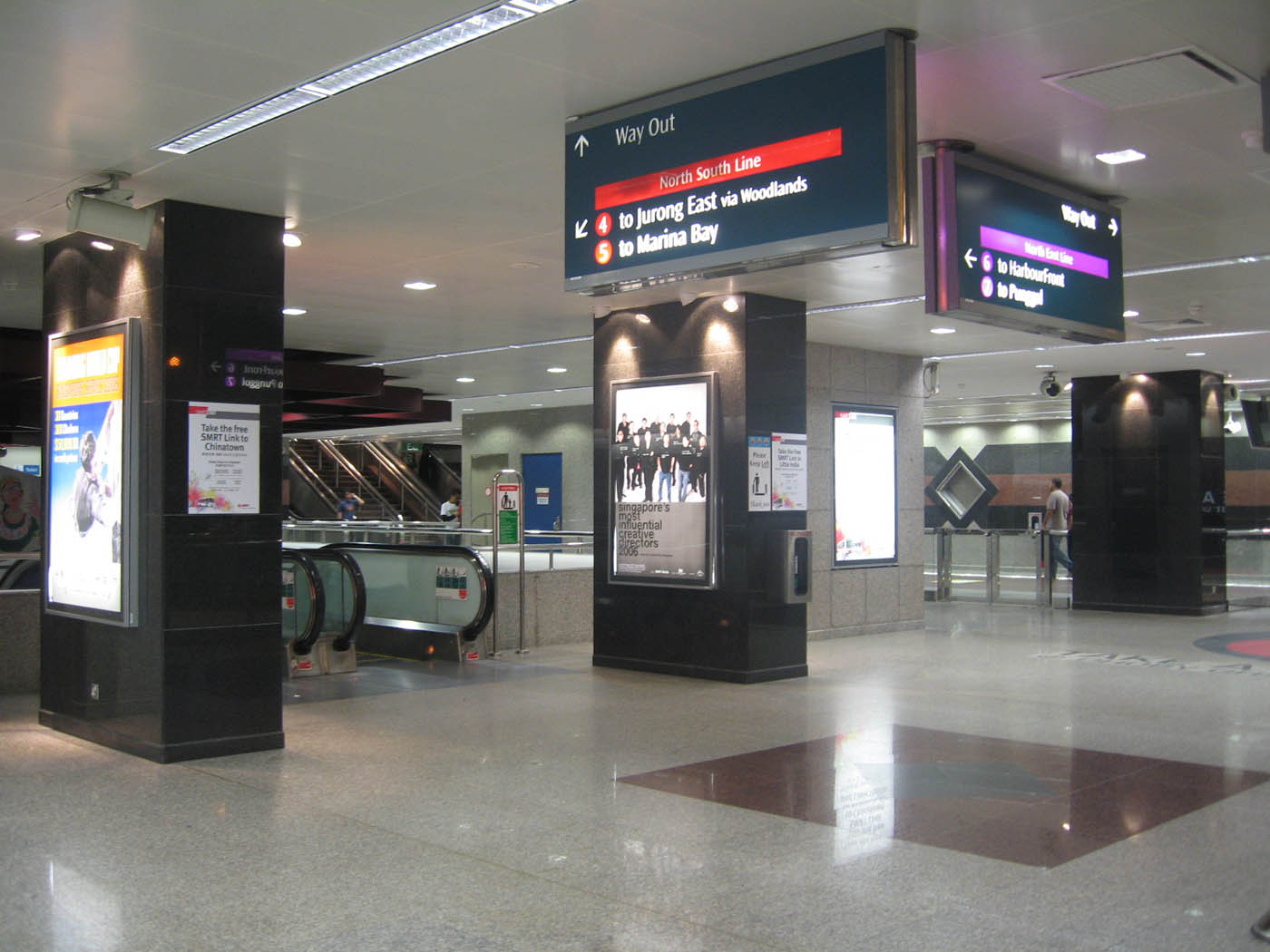 Dhoby Ghaut MRT Station - - Concourse