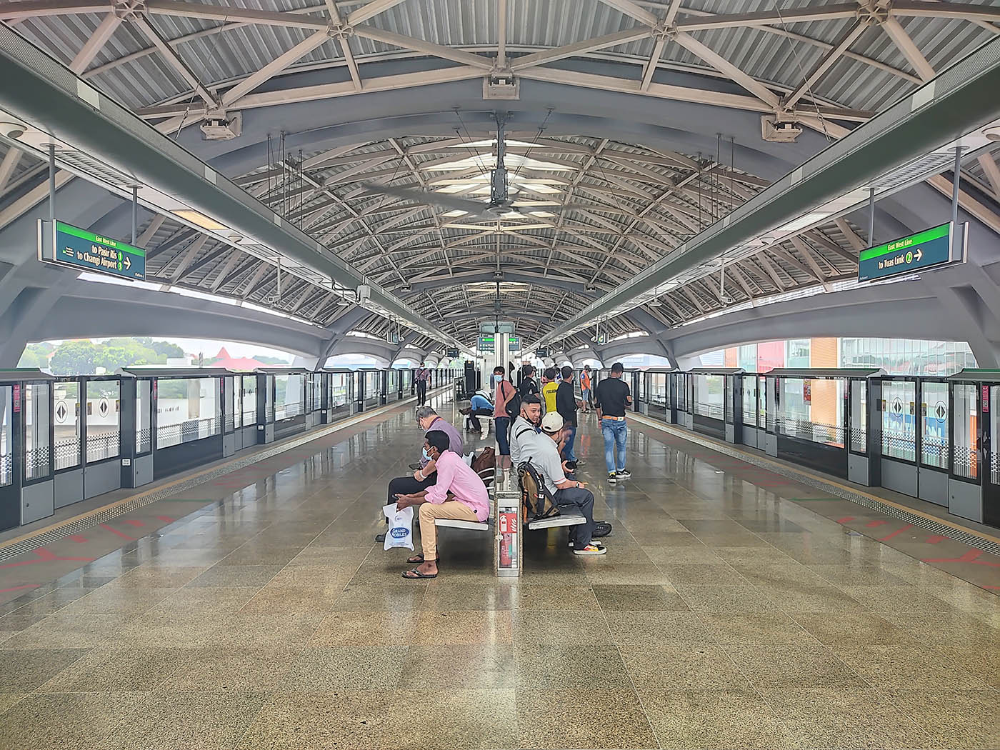 Joo Koon MRT Station - - Platforms