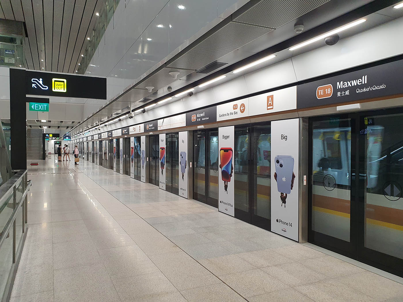 Maxwell MRT Station - - Platform A