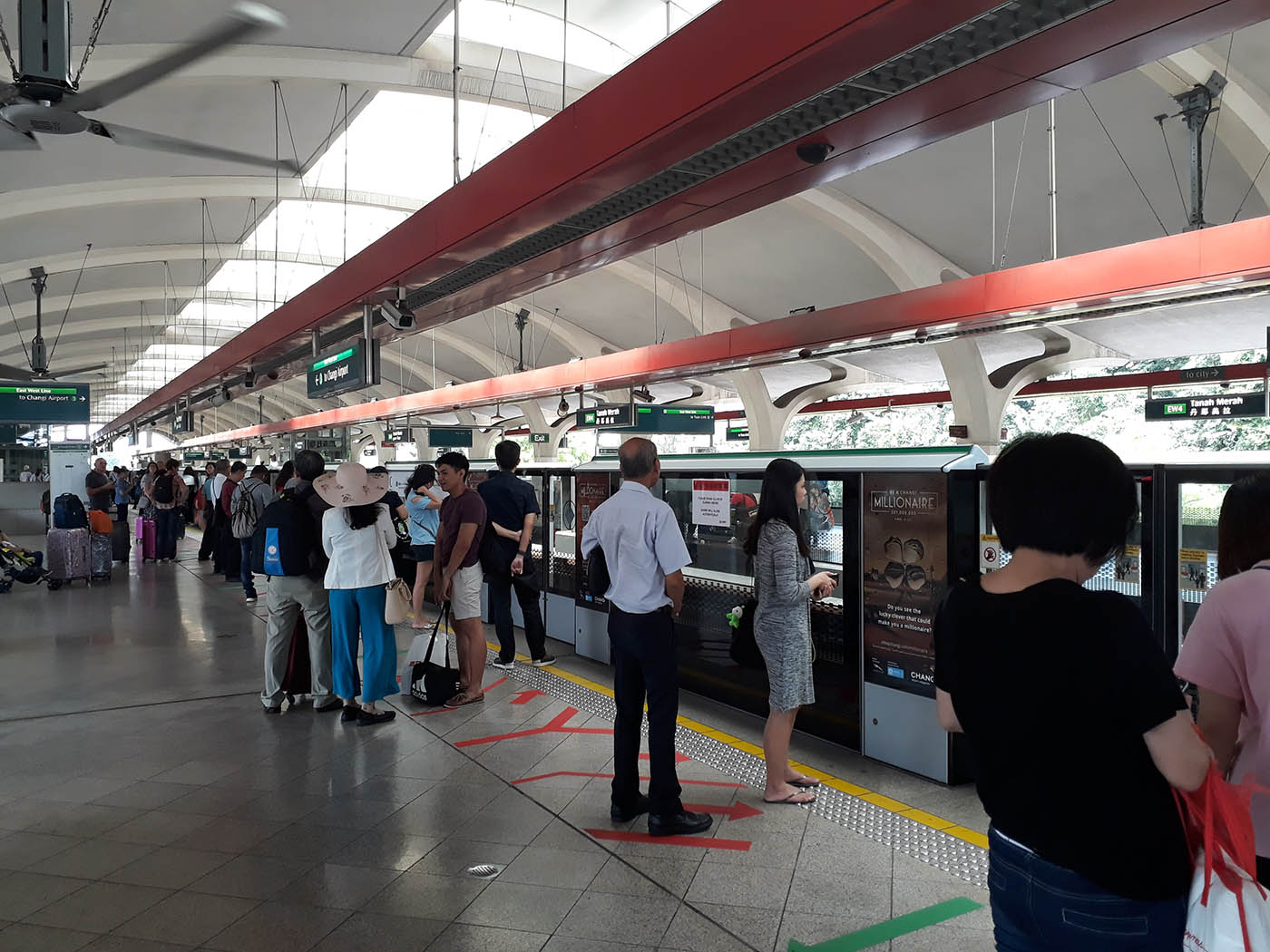 Tanah Merah MRT Station - - Platform C
