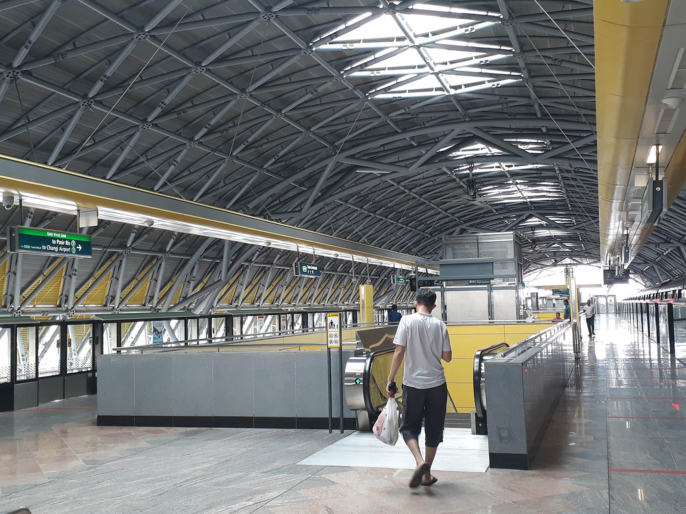 Tuas Crescent MRT Station - - EW31 Platforms