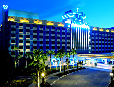 hong kong disneyland hotel abid hollywood package park hamza ismail consulting al tour 2021 fairytale kingdom visit disney panji